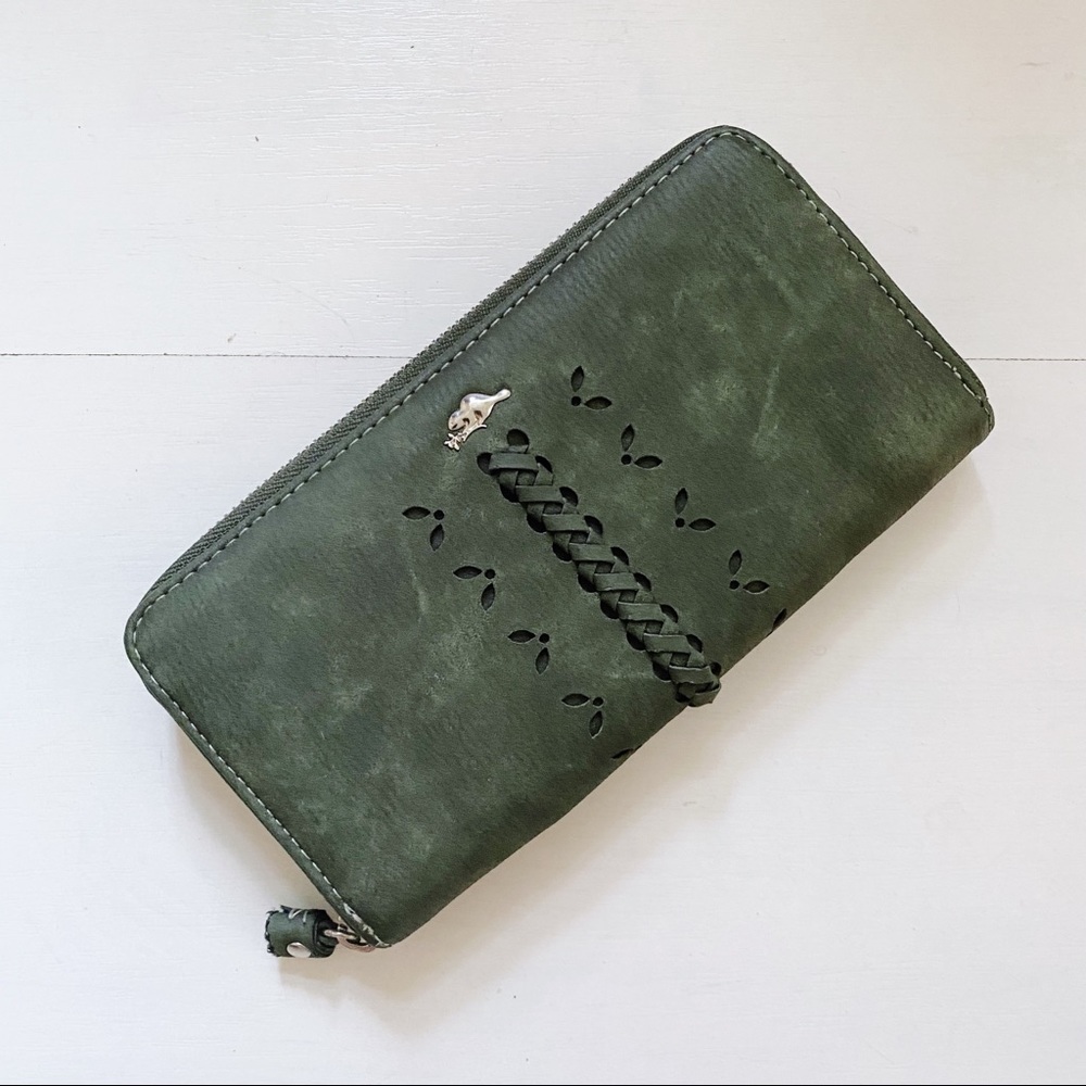 ROOTS green grey leather wallet zip